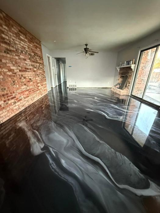 Epoxy floor coating for a Mount Vernon, Iowa home by Resinate Coatings